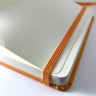 Блокнот/Скетчбук 12х12 см, 80 листов, 140 гр/м2, бумага-слоновая кость, Оранжевая груша