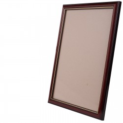 Рамка со стеклом 21х30 см, шир. 23 мм, деревянная, под красное дерево / золотой контур, БС 232 ЛД + комплект крепежа